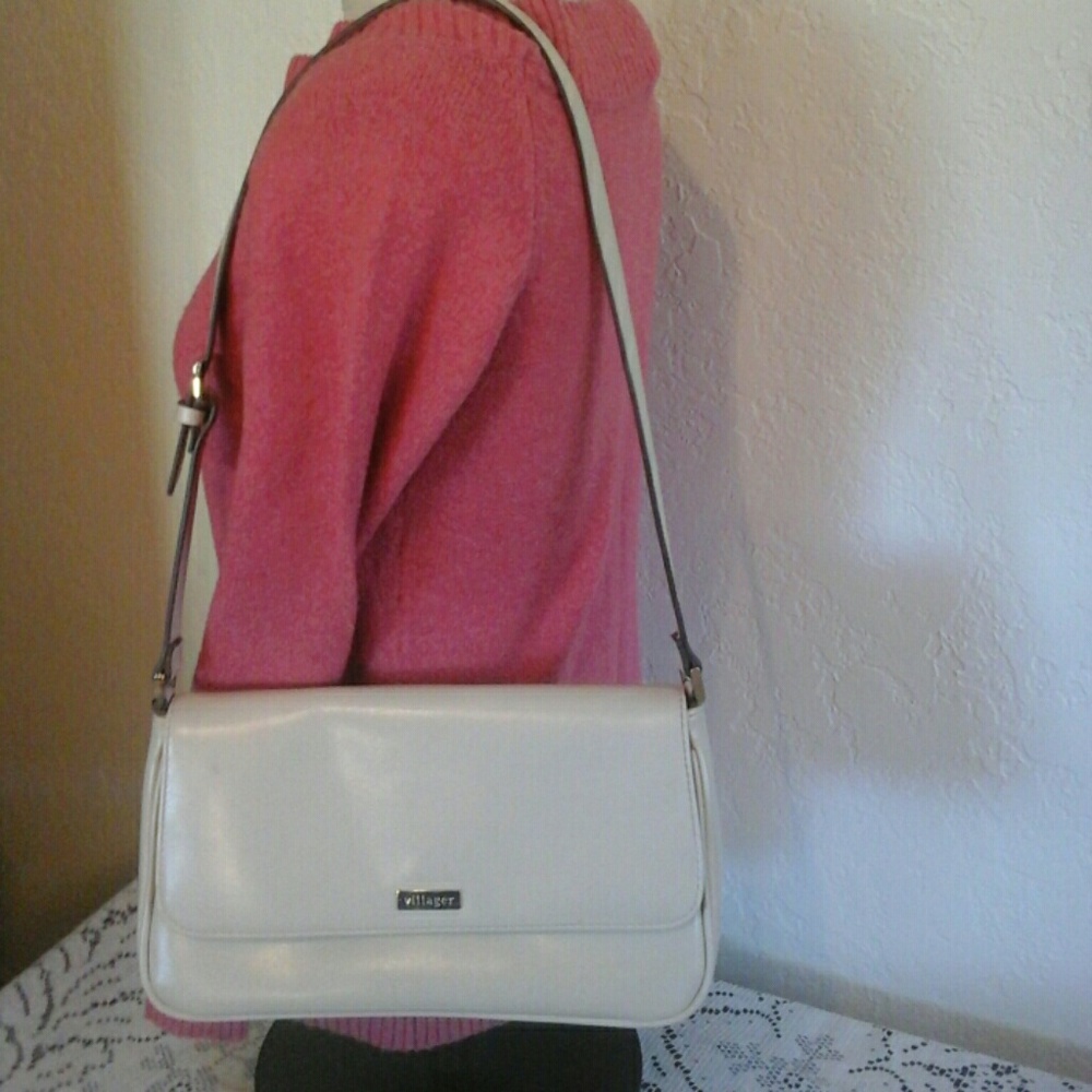 Villager Liz Claiborne shoulder bag